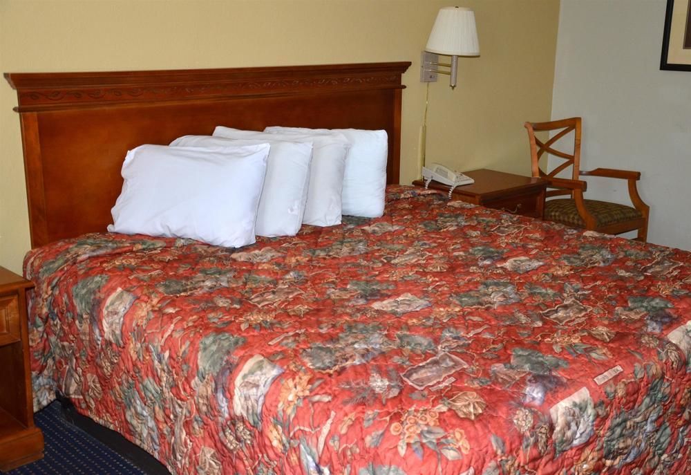 Red Roof Inn Gulf Shores Buitenkant foto